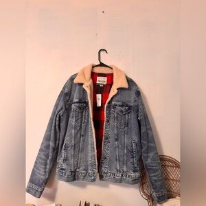 NWT Men’s Shearling Denim Jacket